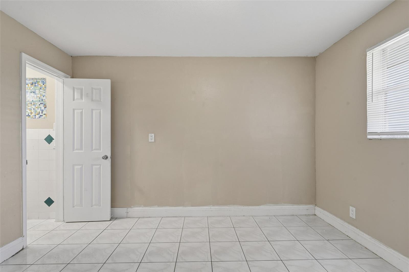 FAIRGATE 53-19 B - Residential