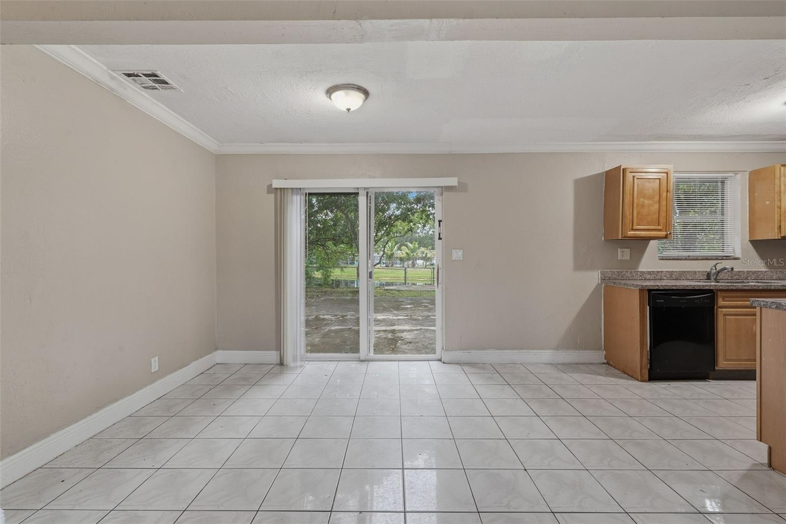 FAIRGATE 53-19 B - Residential