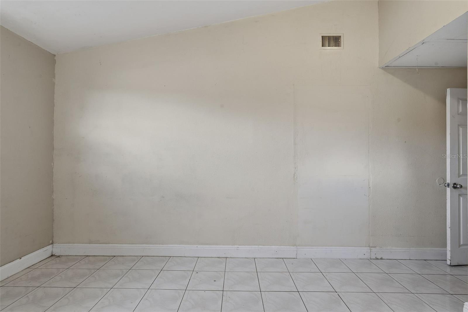 FAIRGATE 53-19 B - Residential