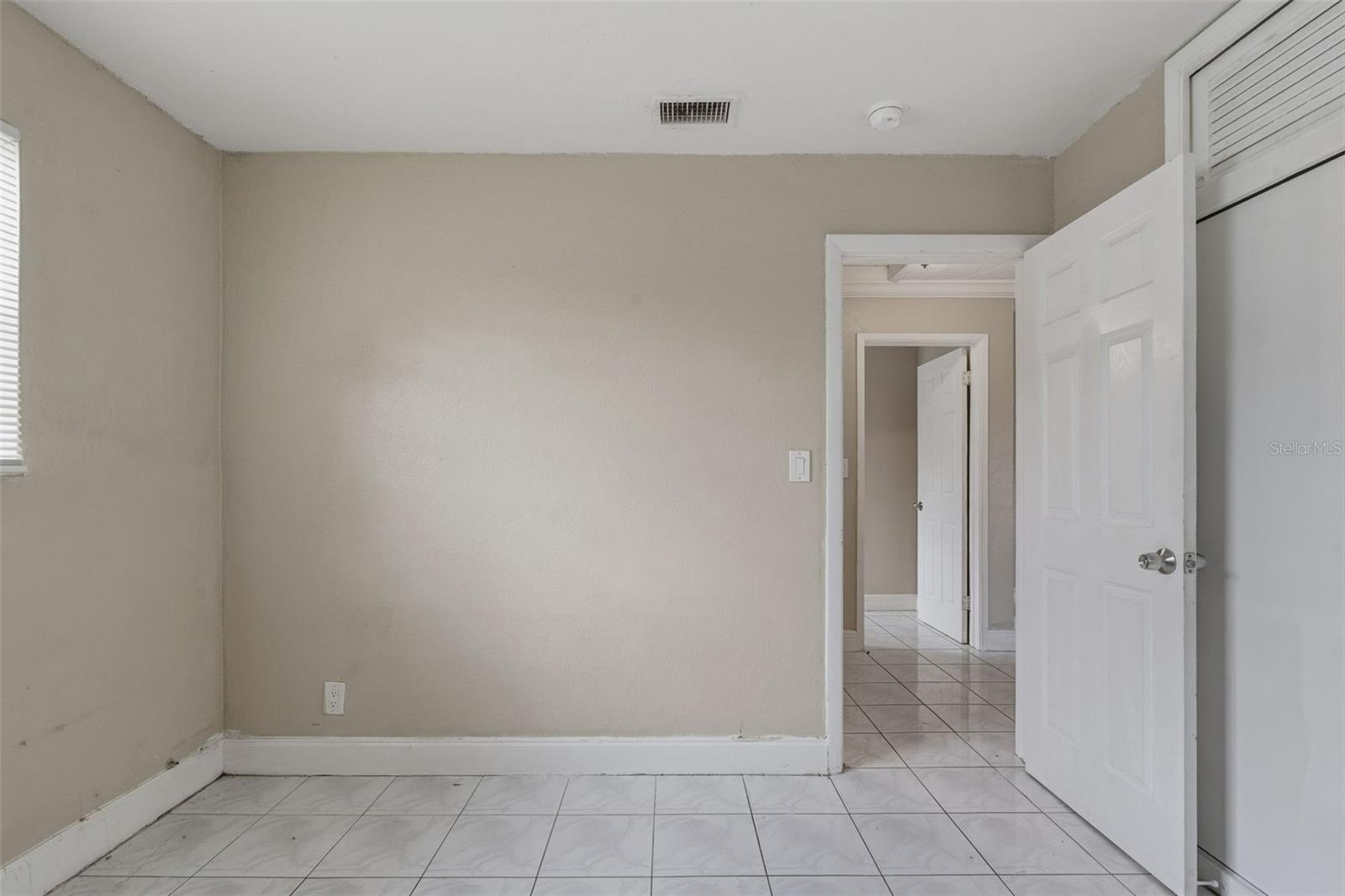 FAIRGATE 53-19 B - Residential