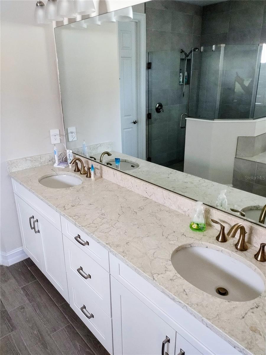 TOSCANA ISLES PH 6 UN 2 - Residential