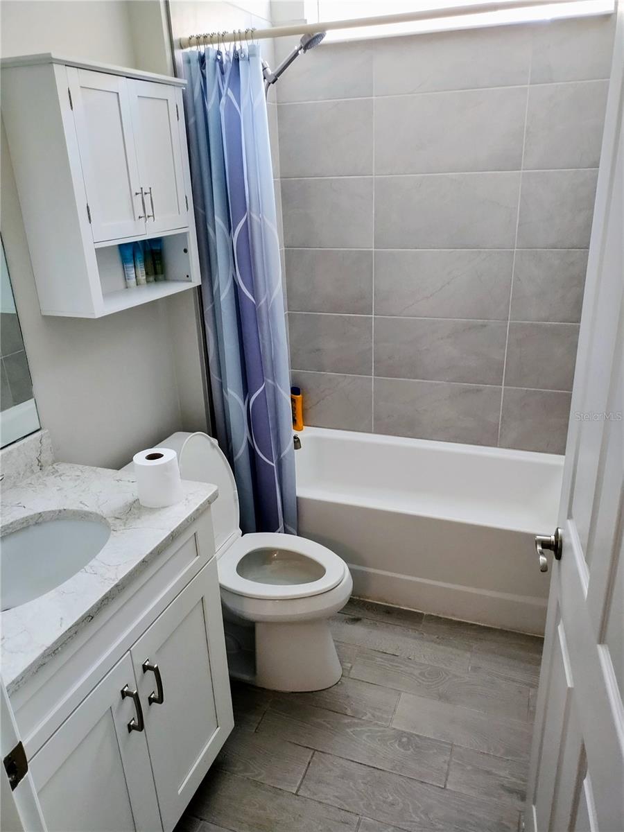 TOSCANA ISLES PH 6 UN 2 - Residential