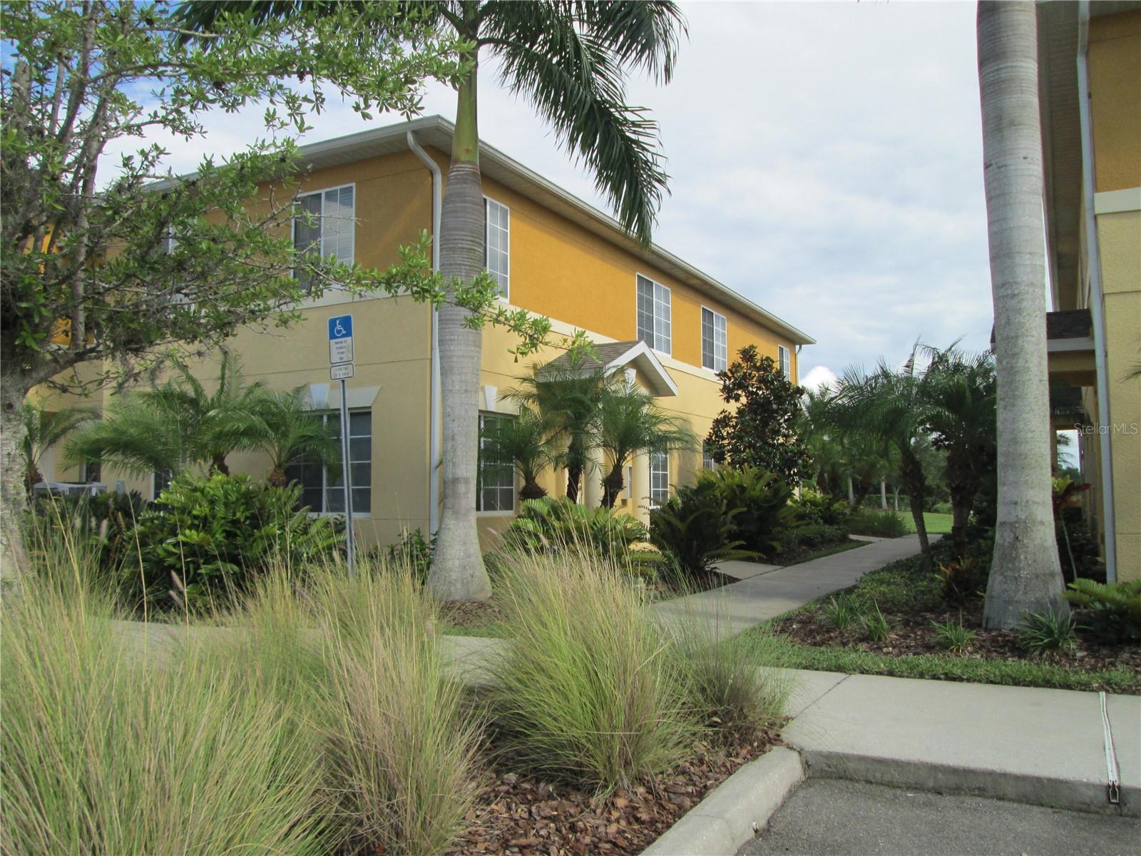 STONEYWOOD COVE - Residential Lease