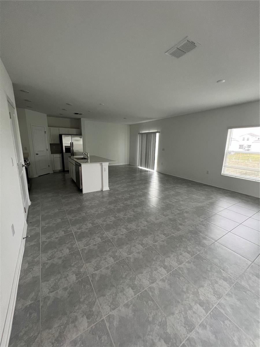 PEACE CRK RESERVE - Residential Lease