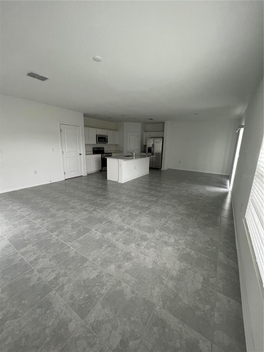 PEACE CRK RESERVE - Residential Lease