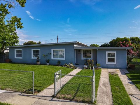 Photo of 7033 Lakner Way, Orlando, FL 32822 (MLS # O6316801)