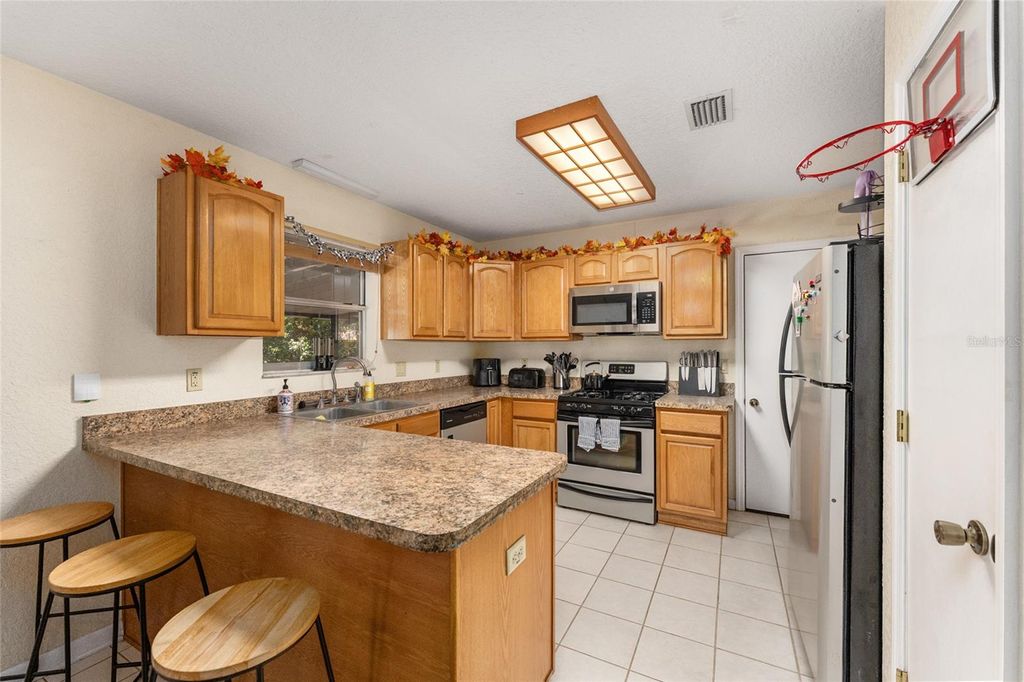 Photo of 3025 W University Avenue, Gainesville, FL 32607 (MLS # GC540337)