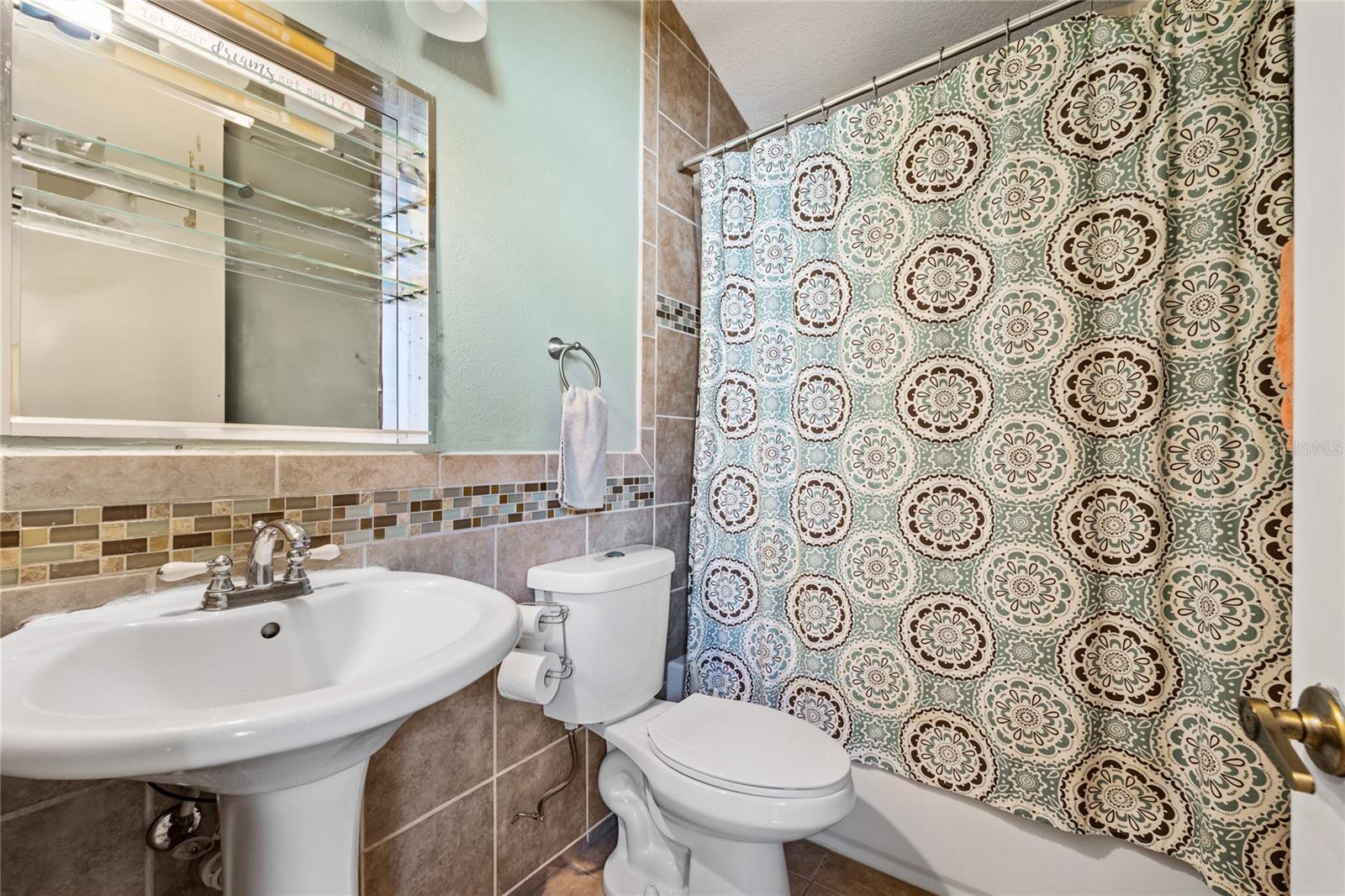 GREENWOOD LAKES UNIT D-3B 2ND ADD - Residential