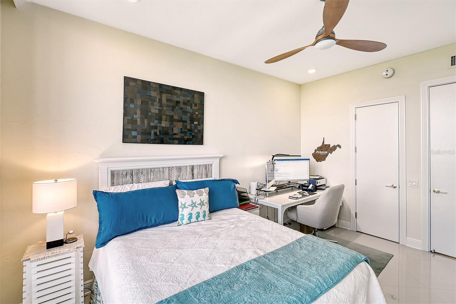 WATER CLUB 01 AT LONGBOAT KEY - Residential