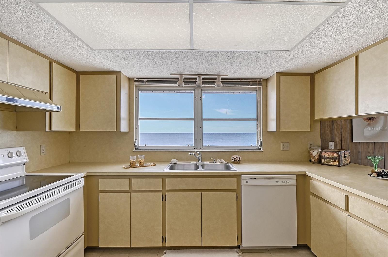 MANASOTA KEY - Residential