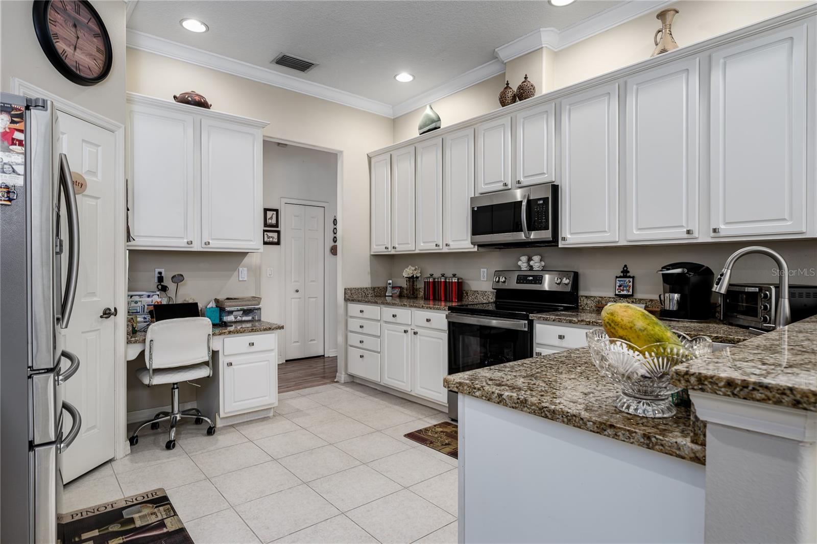 RIVER WOODS PH II - Residential