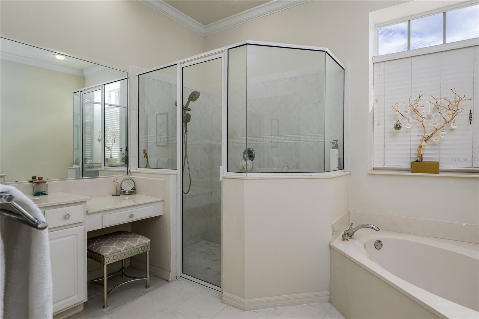 RIVER WOODS PH II - Residential