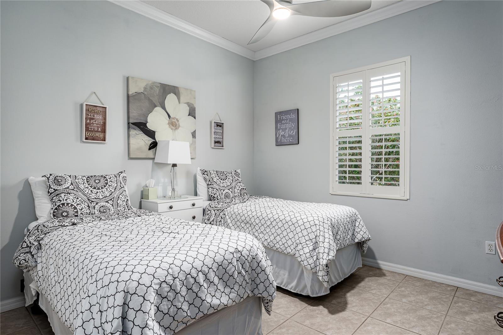 RIVER WOODS PH II - Residential