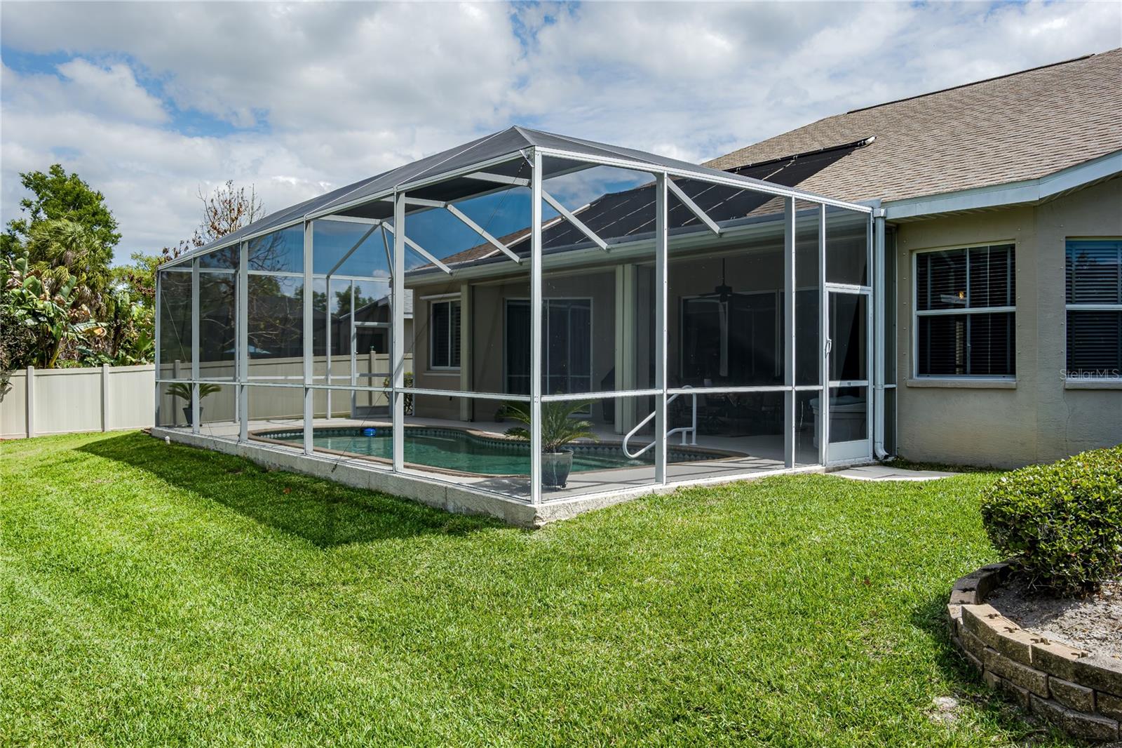 RIVER WOODS PH II - Residential