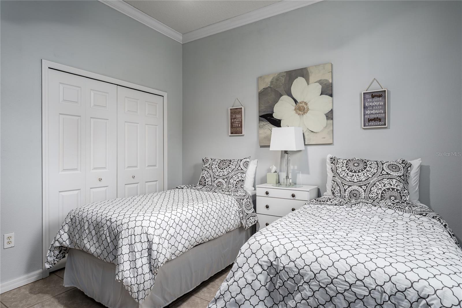 RIVER WOODS PH II - Residential