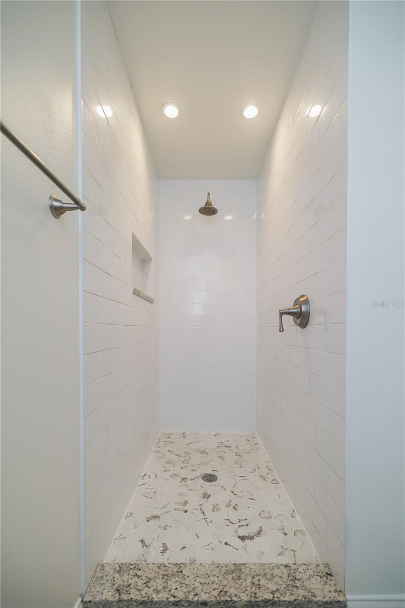 DRUID HILLS PARK - Residential