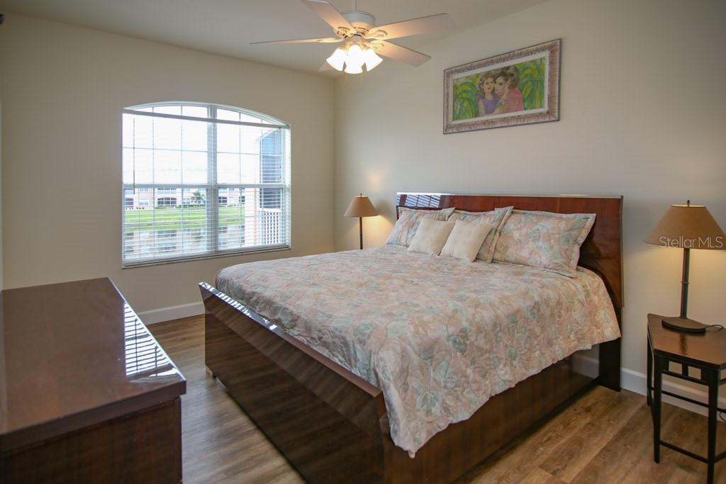 HIDDEN LAKE PH 1 - Residential Lease