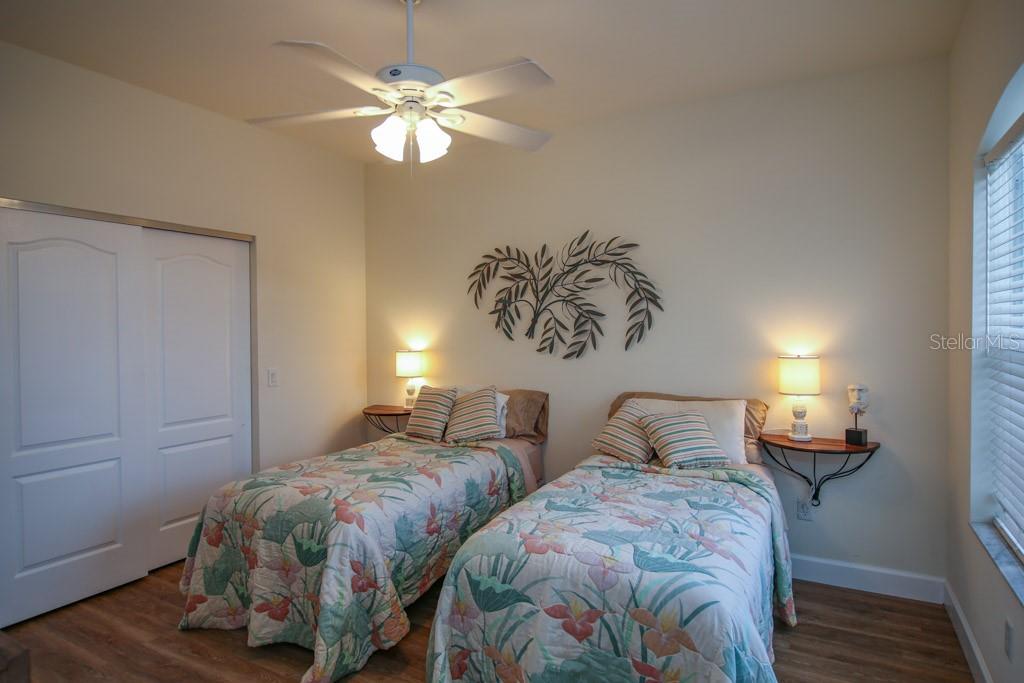 HIDDEN LAKE PH 1 - Residential Lease