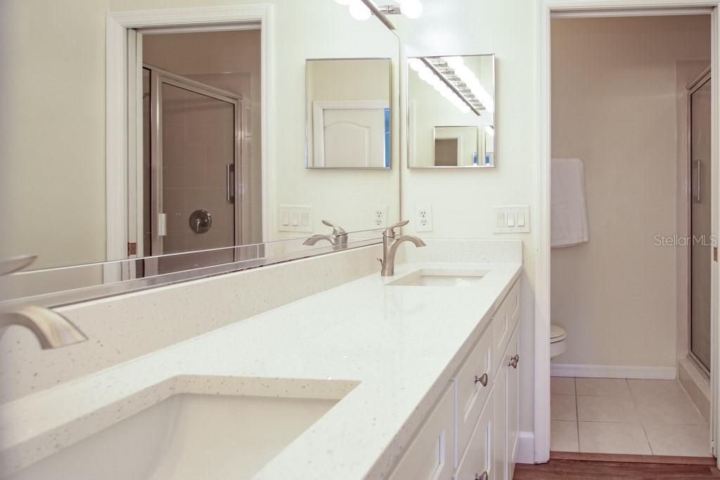 HIDDEN LAKE PH 1 - Residential Lease