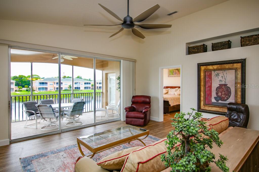 HIDDEN LAKE PH 1 - Residential Lease