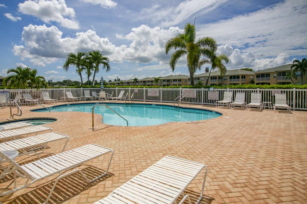 HIDDEN LAKE PH 1 - Residential Lease