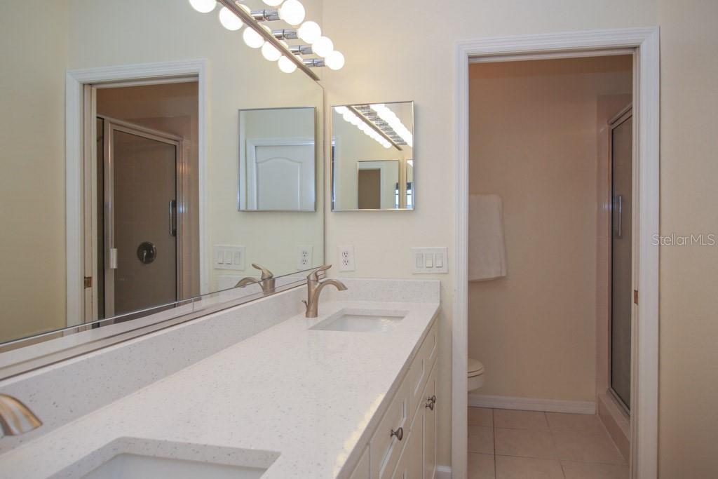 HIDDEN LAKE PH 1 - Residential Lease