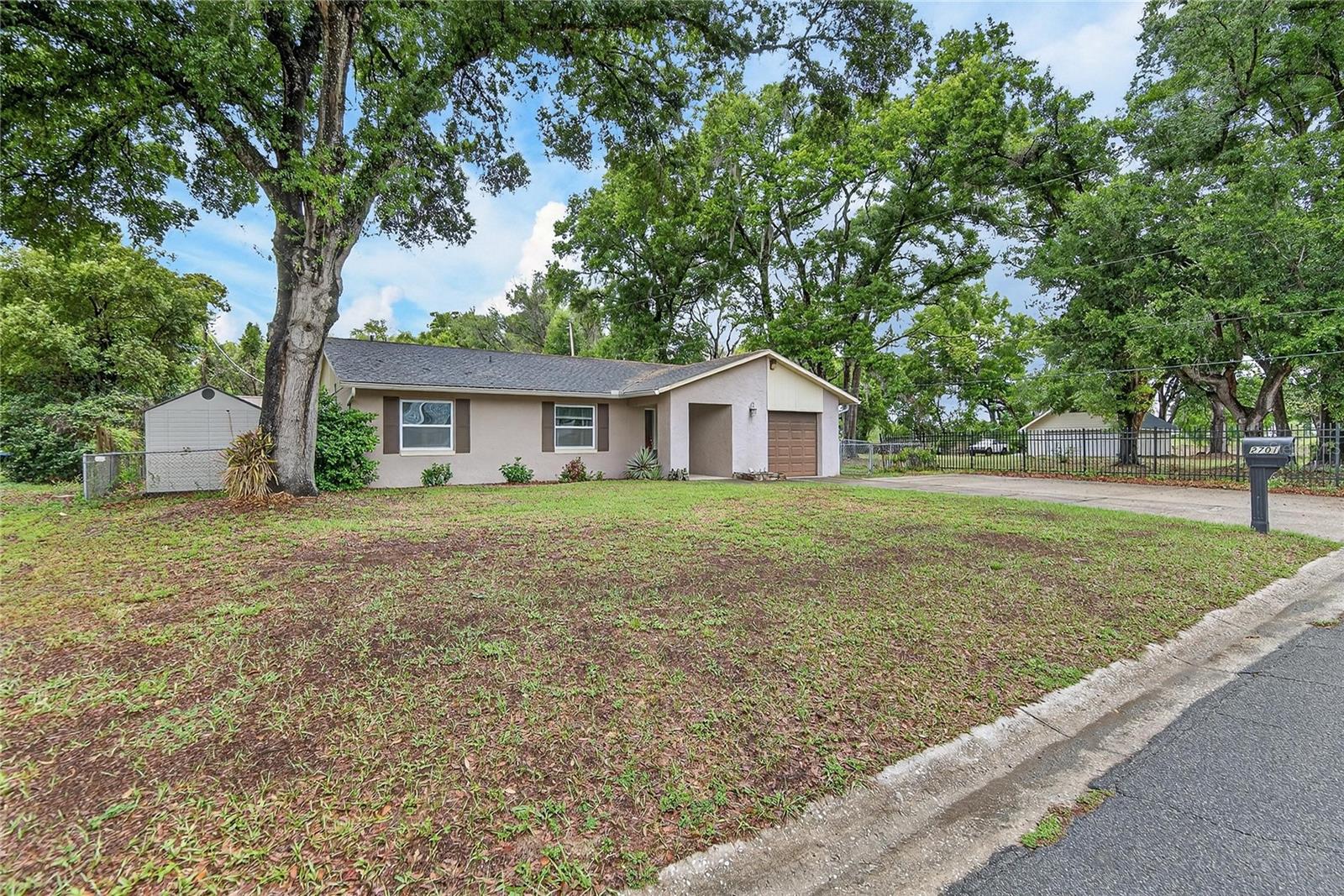 BRANDON VIEW ESTATES - Residential