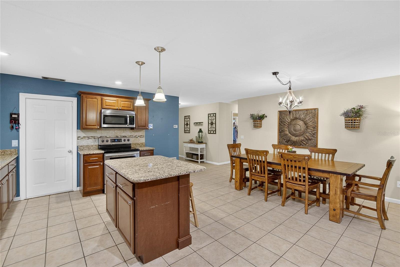 BRANDON VIEW ESTATES - Residential