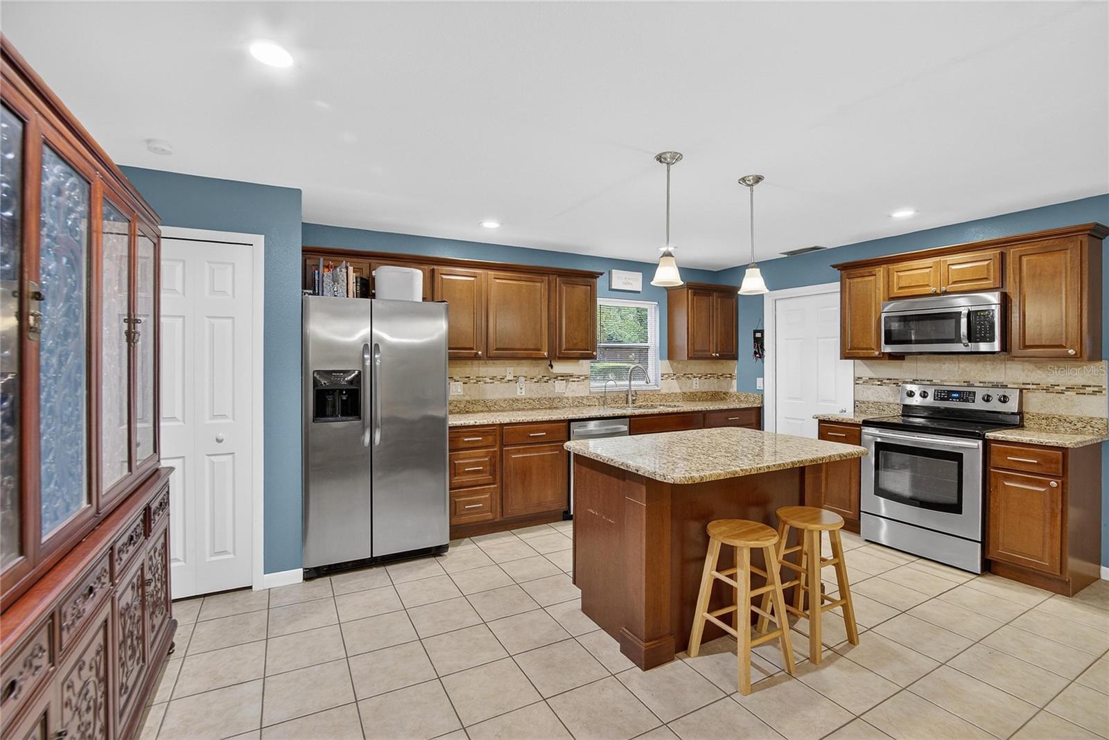 BRANDON VIEW ESTATES - Residential