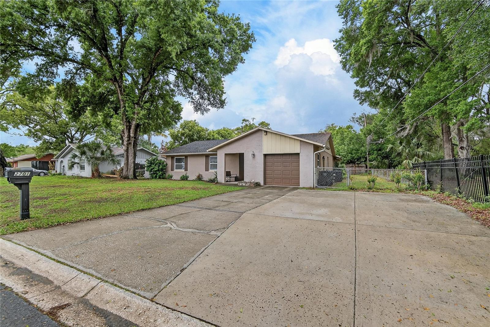 BRANDON VIEW ESTATES - Residential