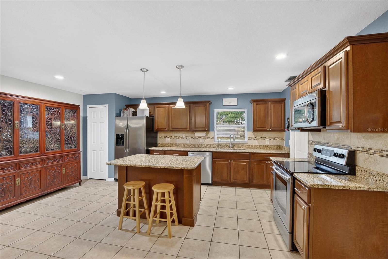 BRANDON VIEW ESTATES - Residential