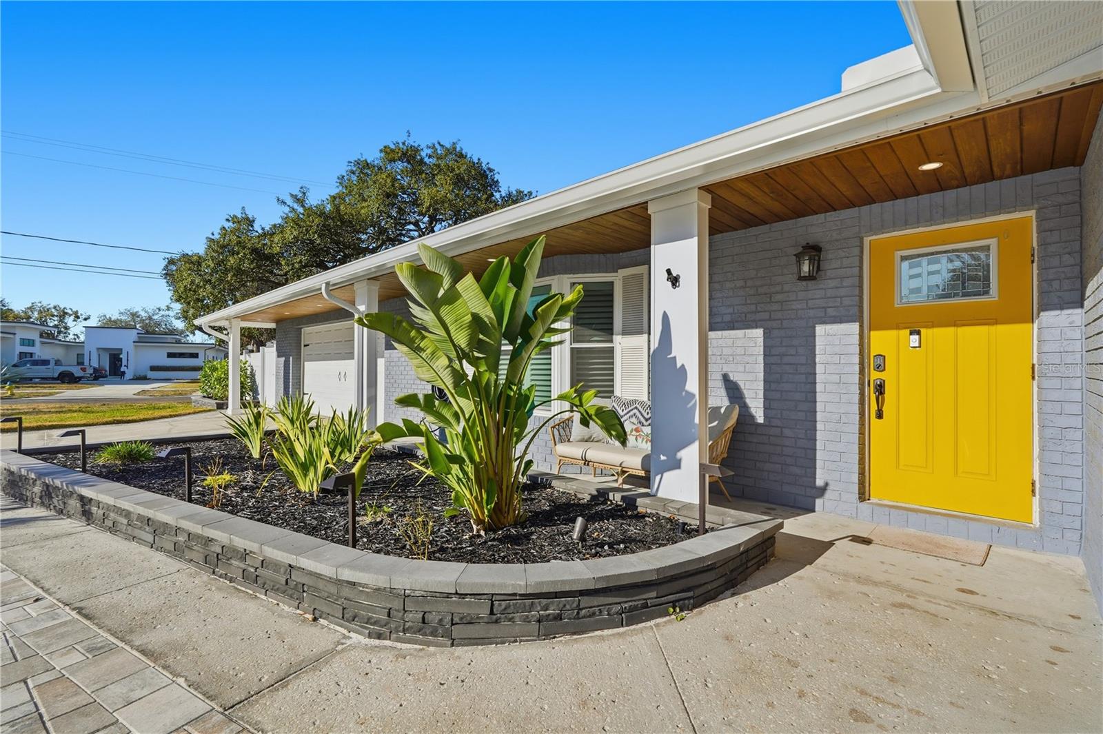 6302 S SELBOURNE AVENUE