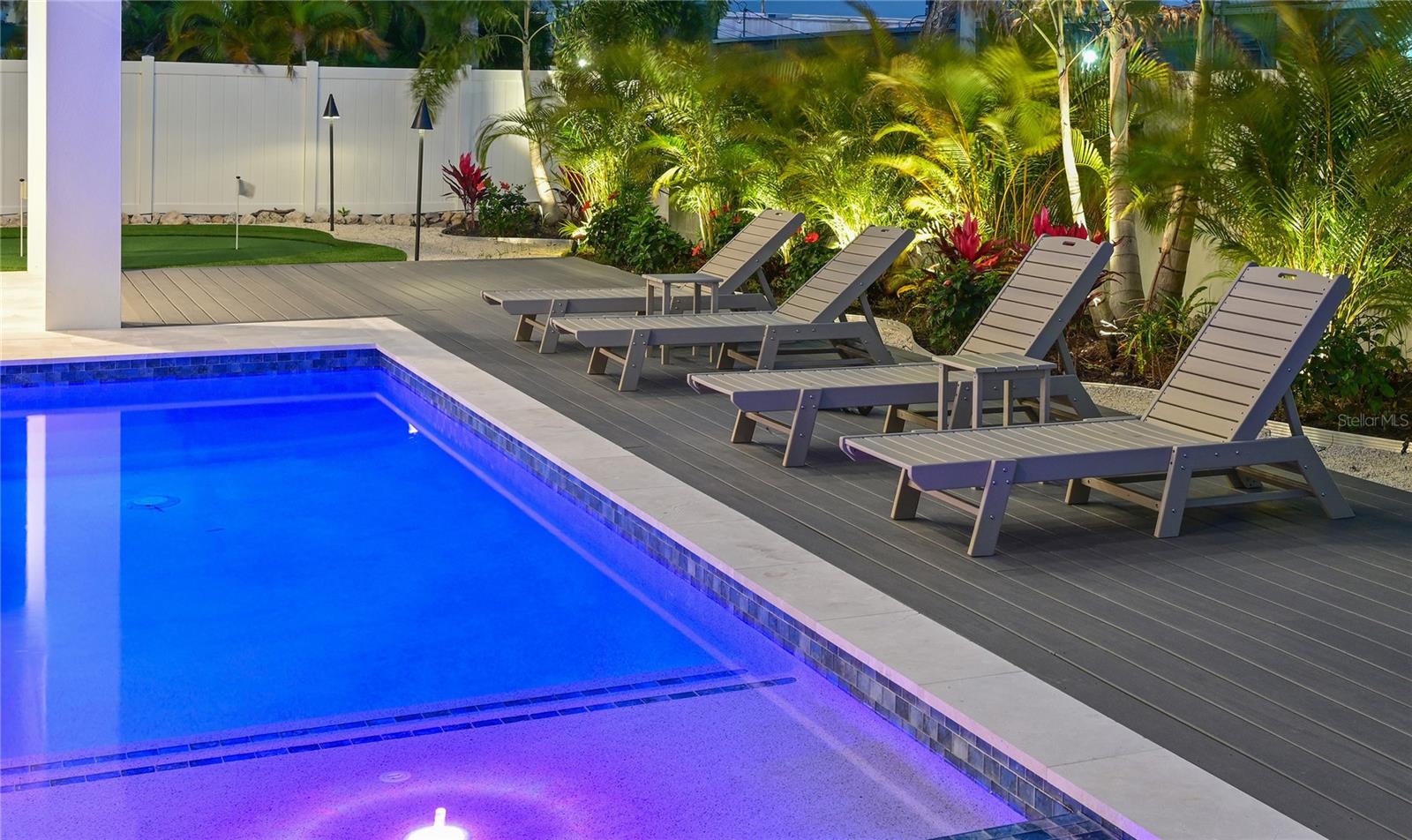 HOLMES BEACH 11TH UNIT - Residential