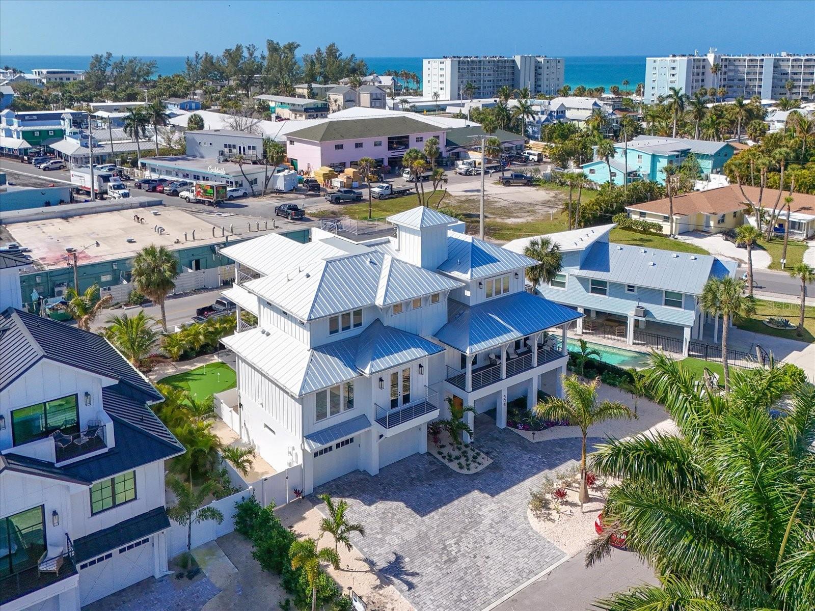 HOLMES BEACH 11TH UNIT - Residential