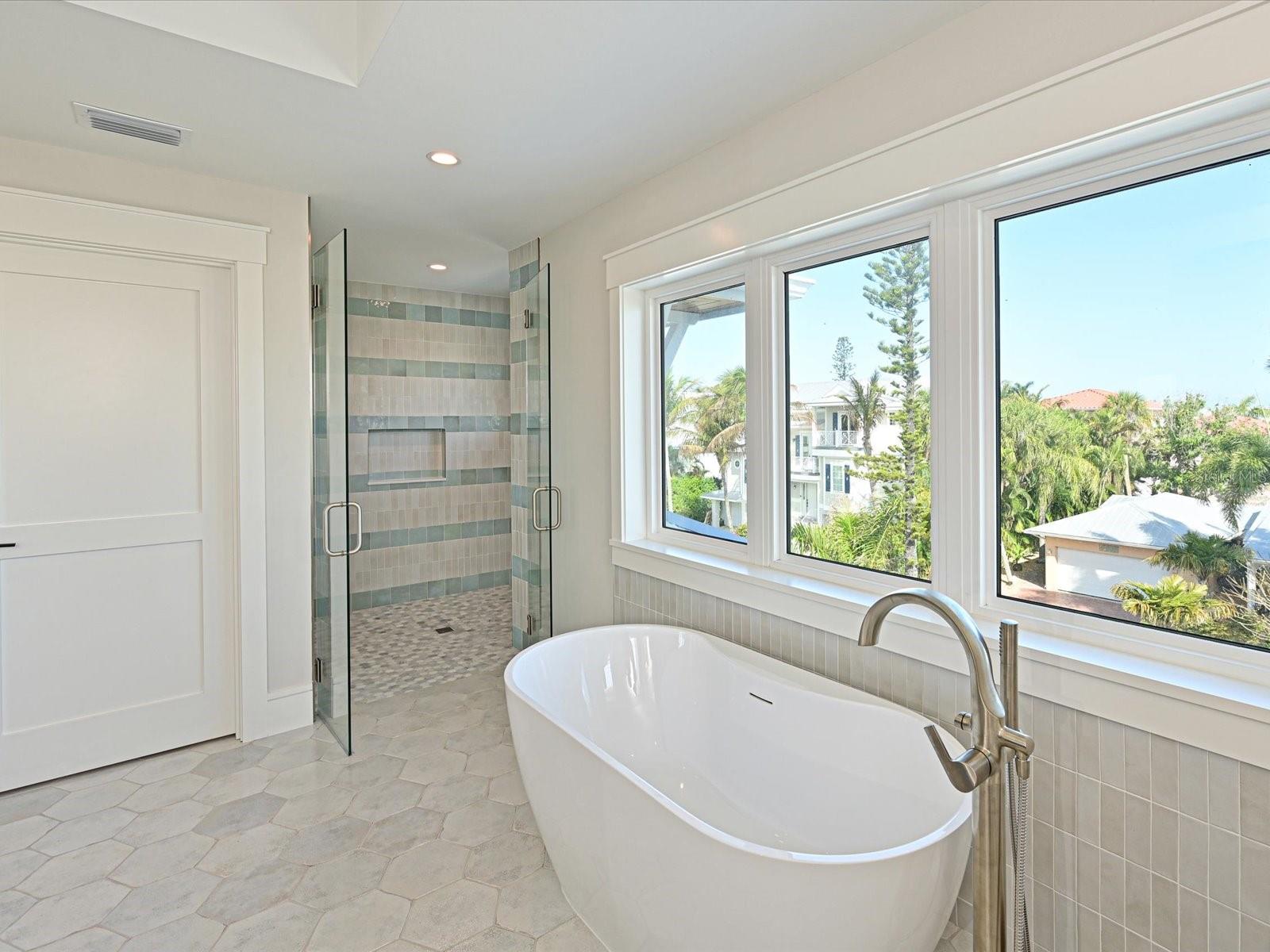 HOLMES BEACH 11TH UNIT - Residential