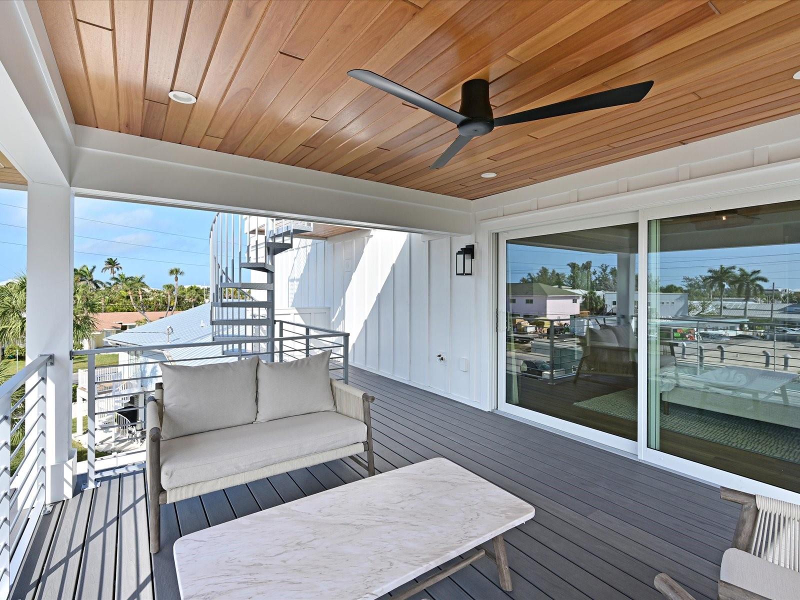 HOLMES BEACH 11TH UNIT - Residential