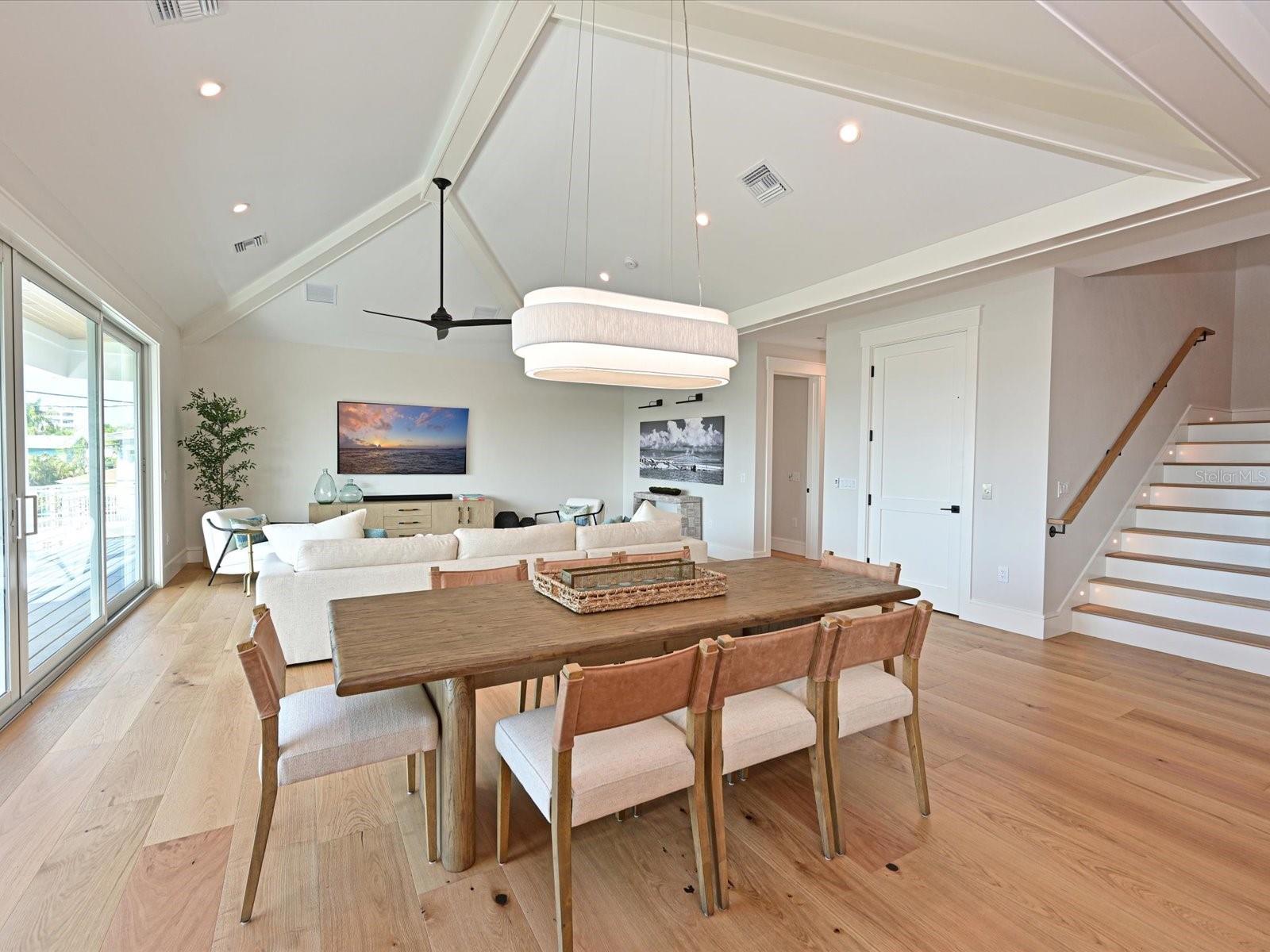 HOLMES BEACH 11TH UNIT - Residential