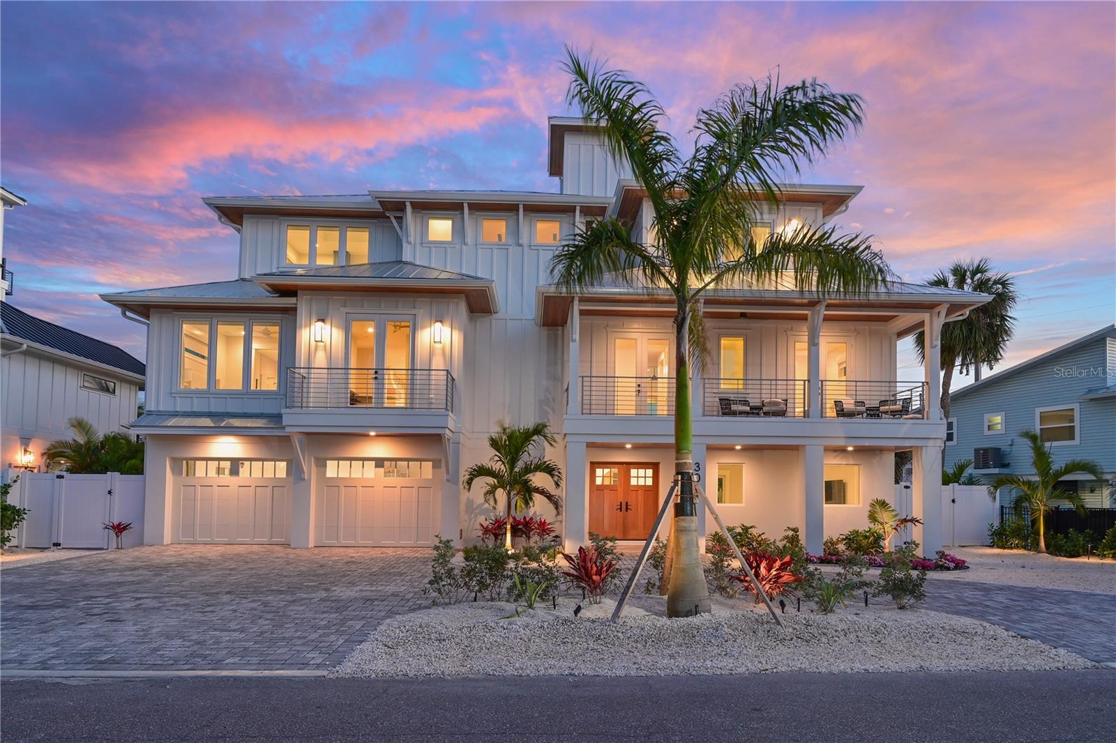 HOLMES BEACH 11TH UNIT - Residential