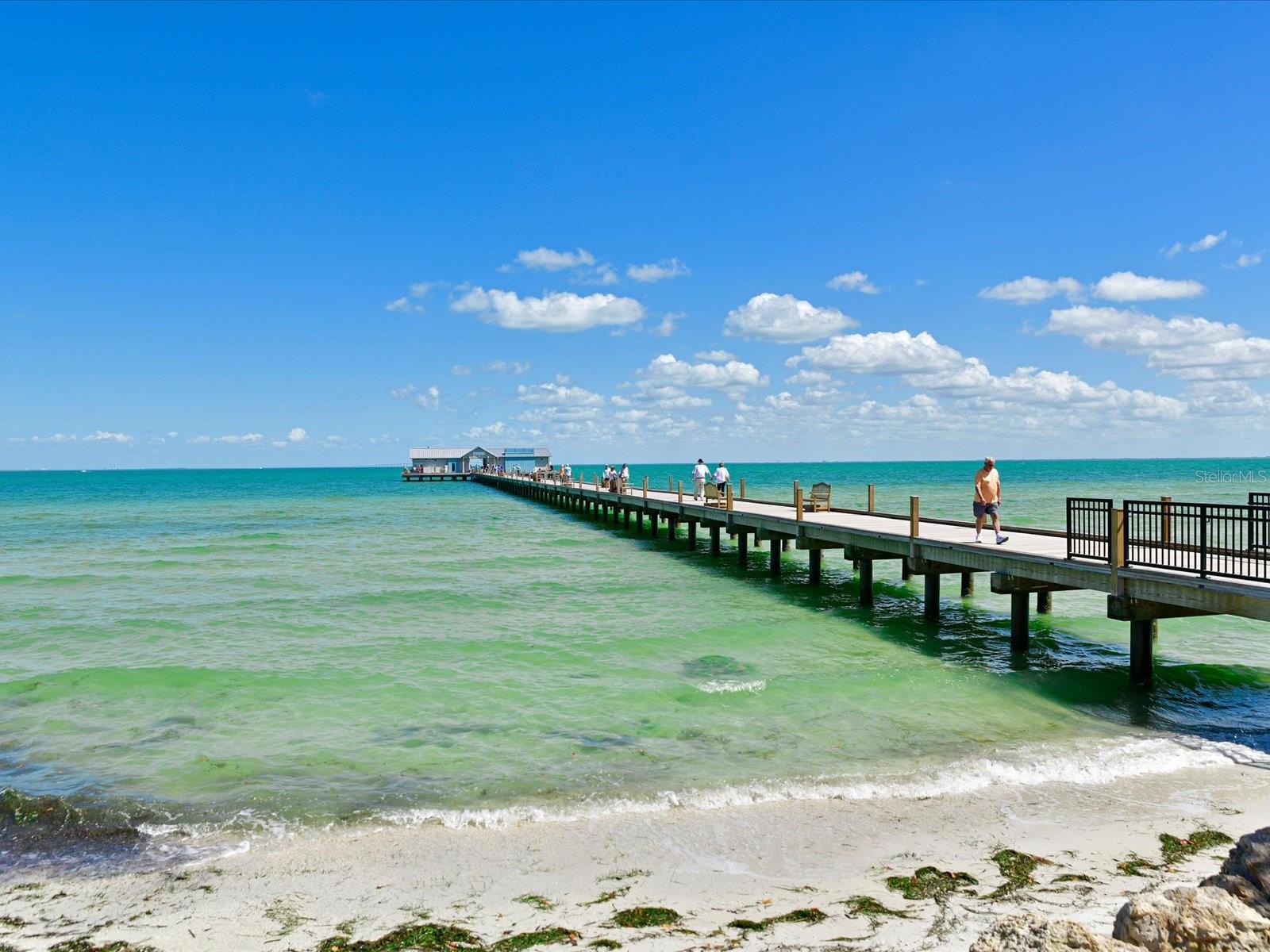 HOLMES BEACH 11TH UNIT - Residential