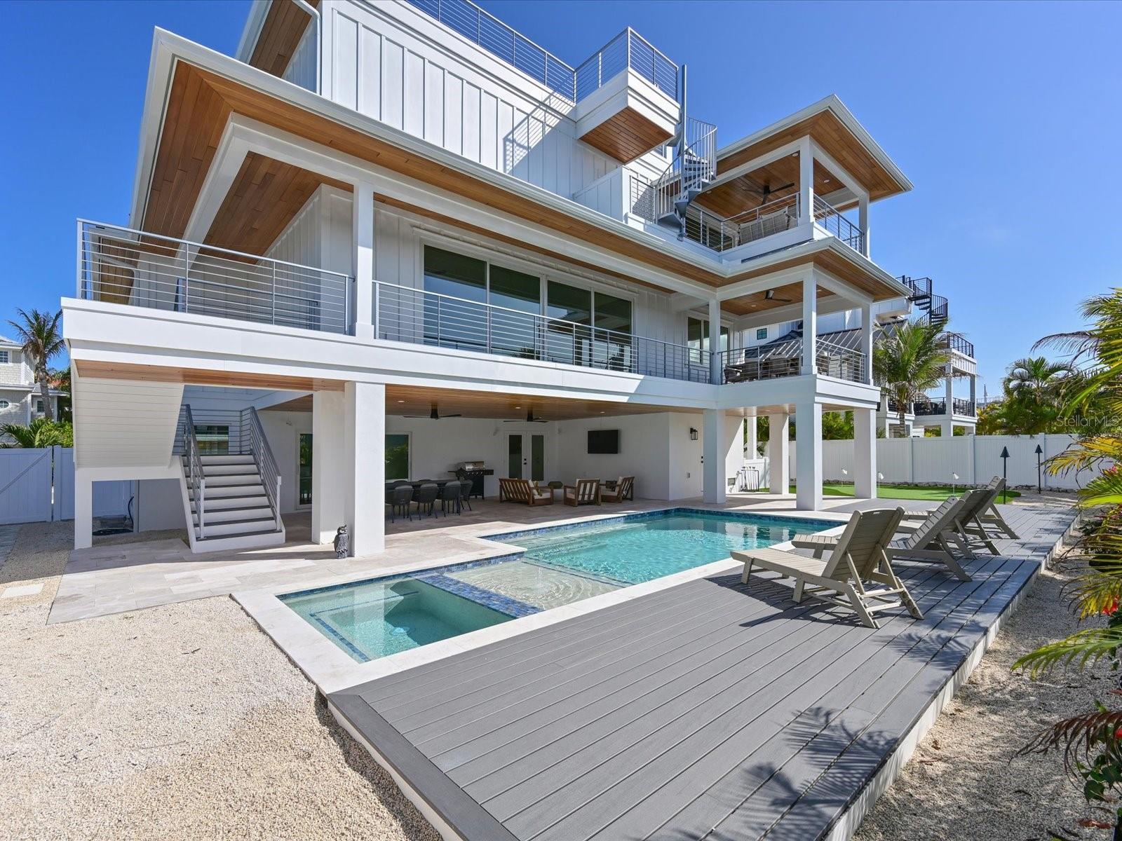 HOLMES BEACH 11TH UNIT - Residential