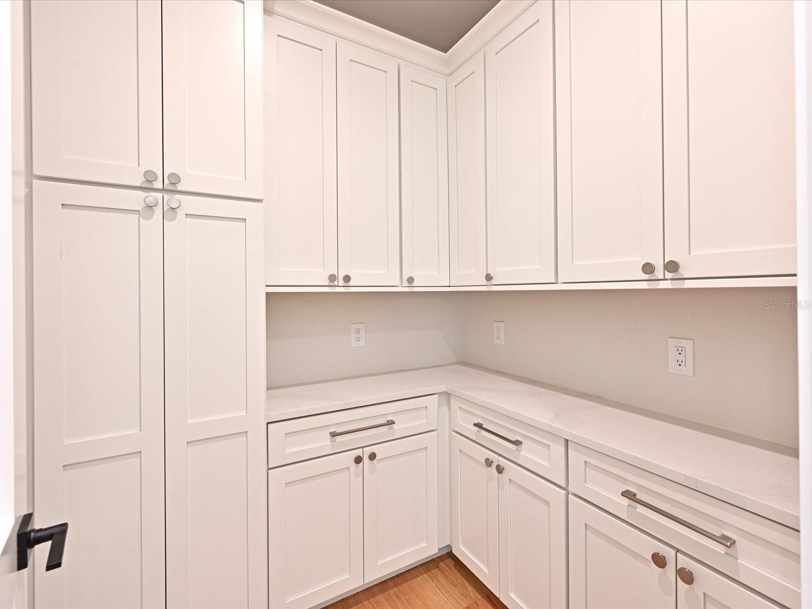 HOLMES BEACH 11TH UNIT - Residential