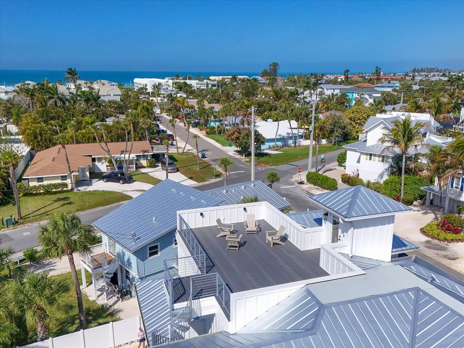 HOLMES BEACH 11TH UNIT - Residential