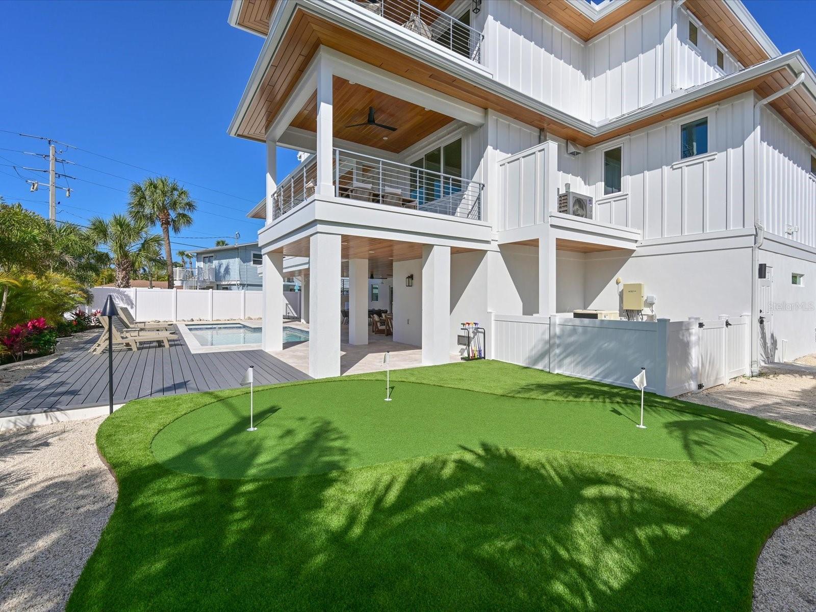 HOLMES BEACH 11TH UNIT - Residential