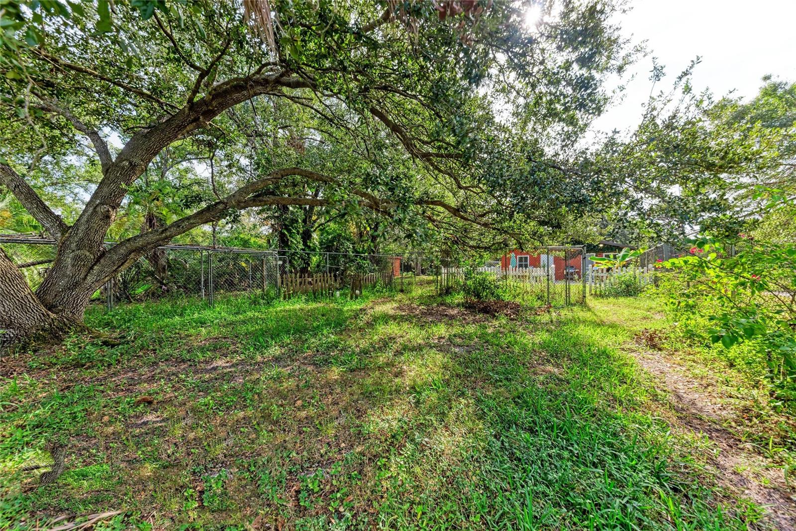 ACREAGE & UNREC - Residential