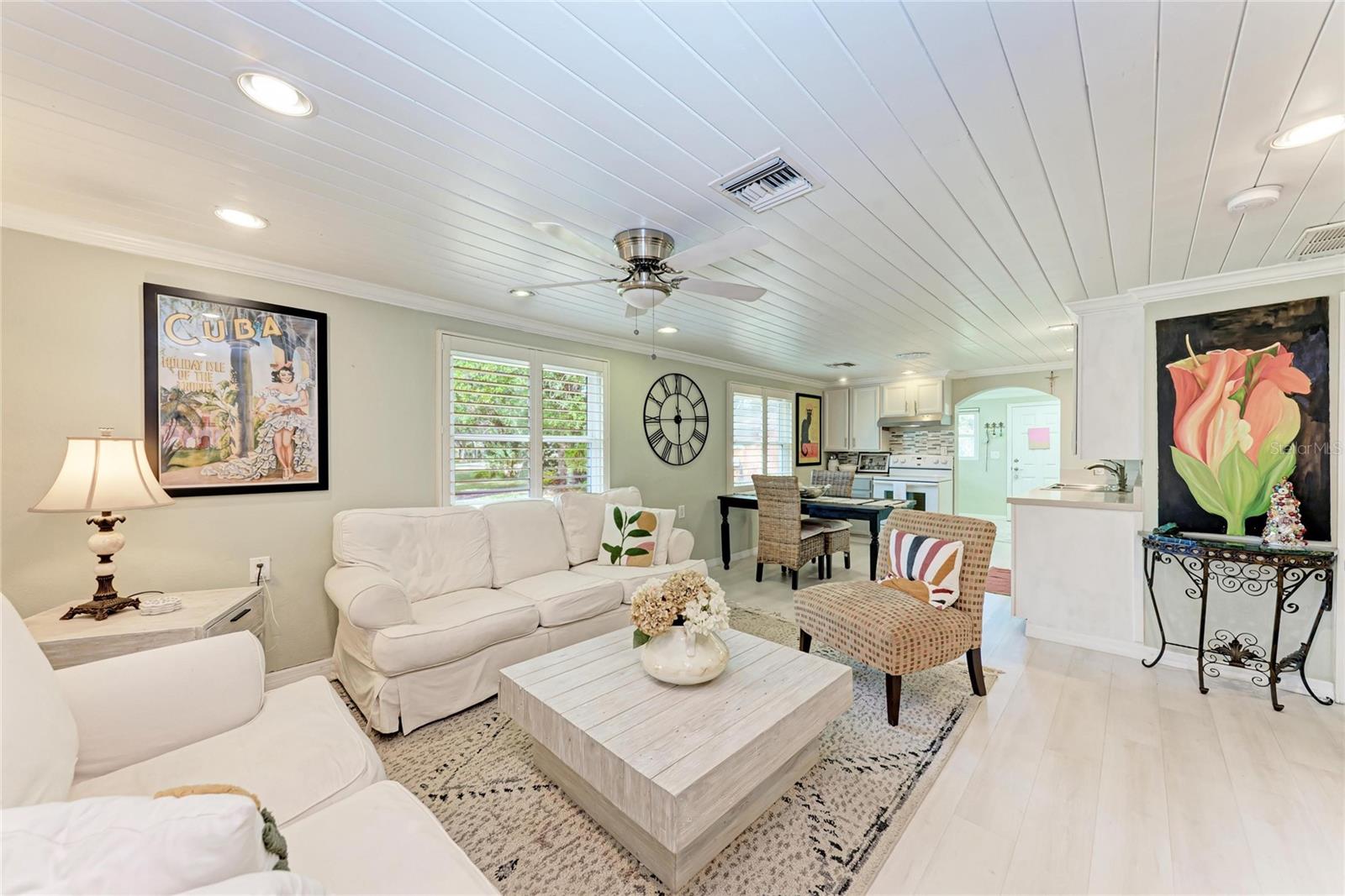 ACREAGE & UNREC - Residential