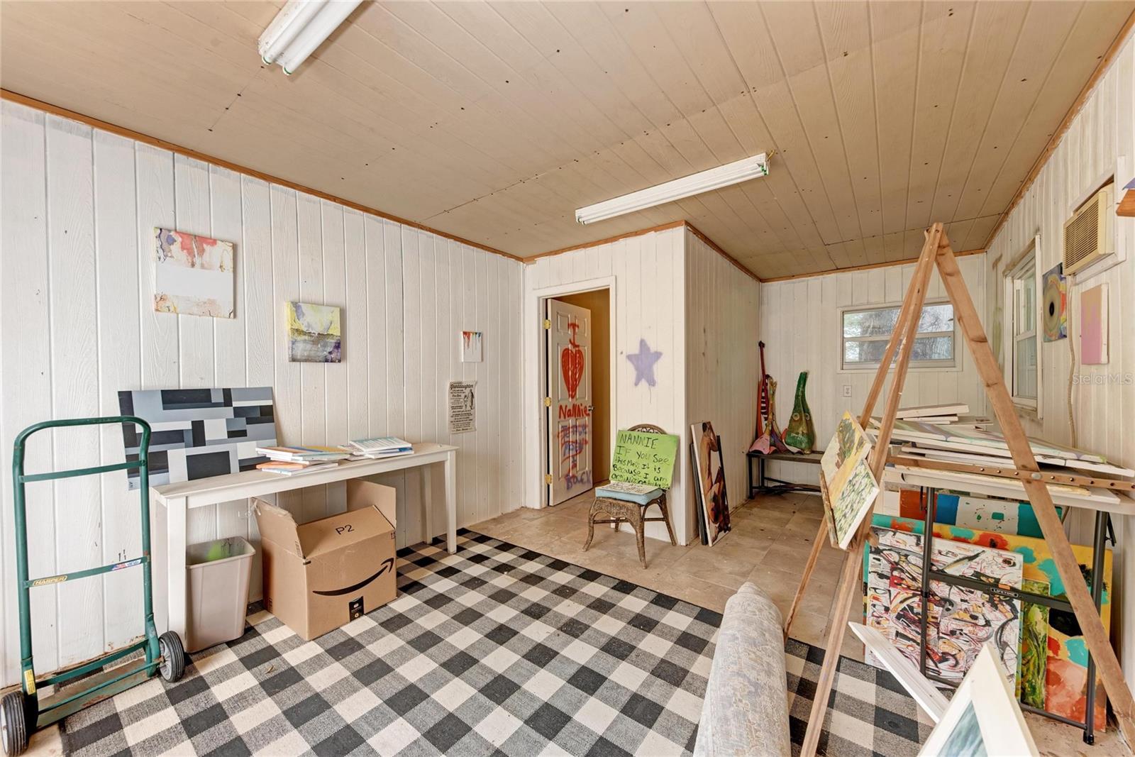 ACREAGE & UNREC - Residential