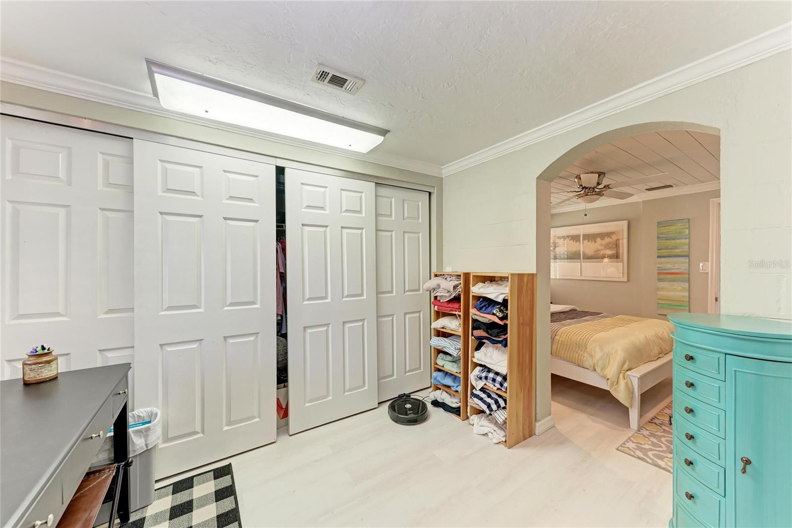 ACREAGE & UNREC - Residential