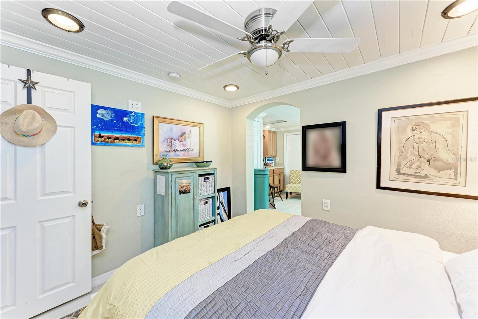 ACREAGE & UNREC - Residential