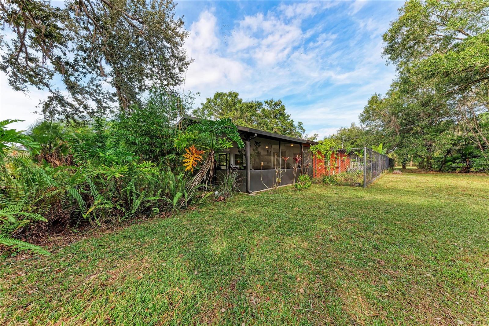 ACREAGE & UNREC - Residential