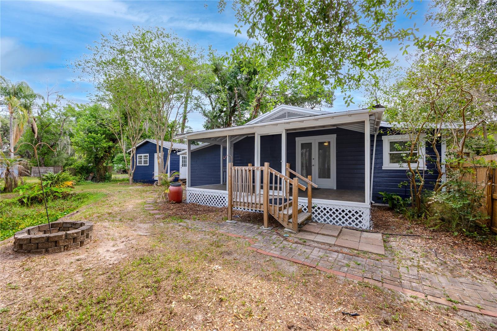 TEMPLE TERRACE ESTATES - Residential